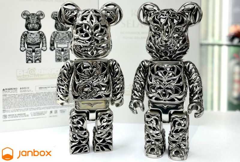 Bearbrick-Royal-Selangor-Tiger-Silver