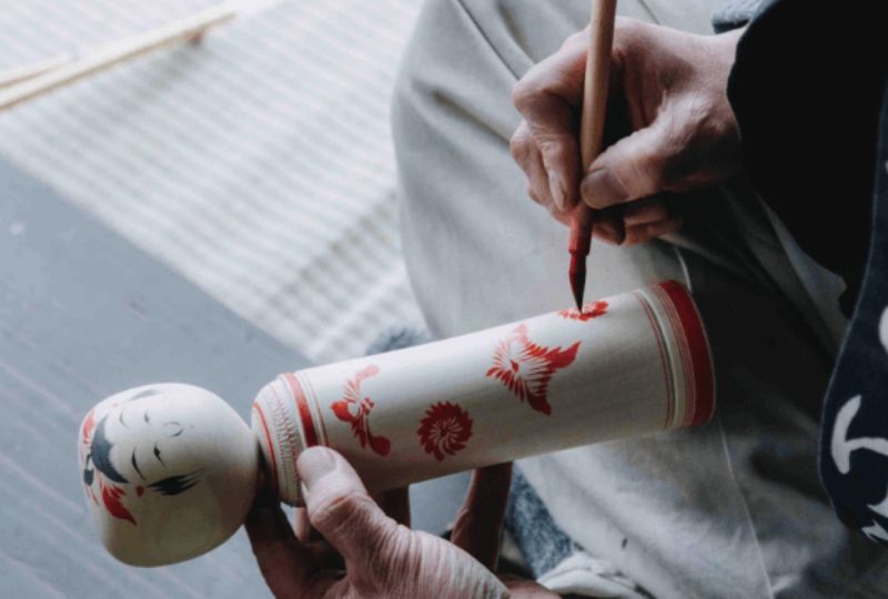 Japanese-wood-doll-Kokeshi-process